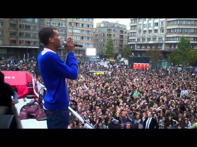 STROMAE au dancemob de Bruxelles en mode "House'llelujah"!
