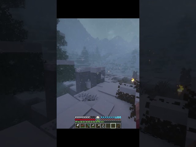 Bear steals my meat in Hardcore Minecraft...