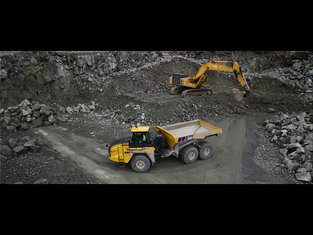 Inside the HM460-6 cab: operator experience | Komatsu