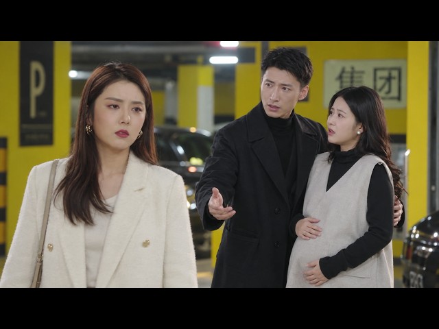 Rich Wife Catches Her Husband With His Pregnant Mistress—She Divorces Him, and He Regrets It!