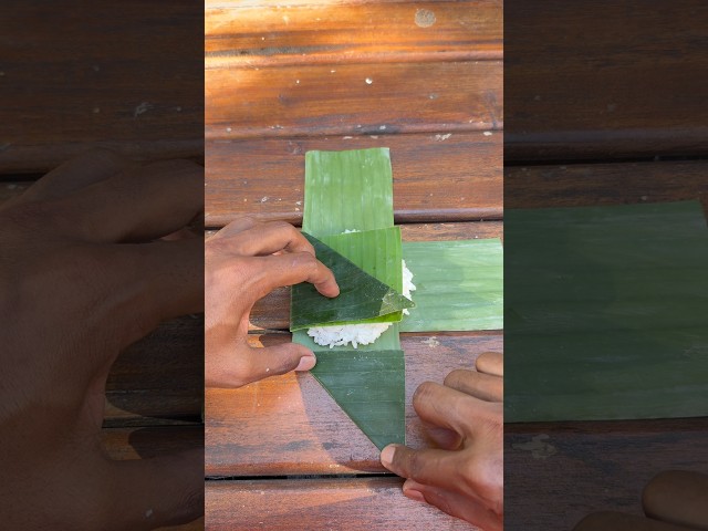 Wrap The Rice in Banana Leaves!