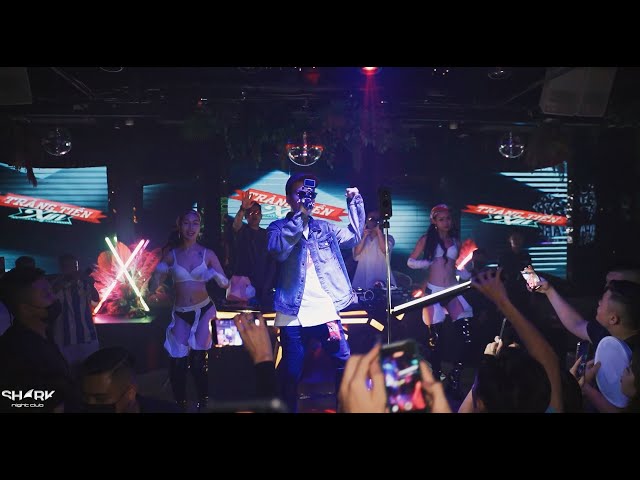 Hà Nội Xịn - LK ( Live at Shark Club )
