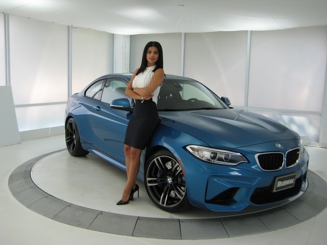 New BMW M2 Review / Exhaust Sound / 19" Black M Wheels