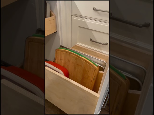 Cool Kitchen Drawer Feature