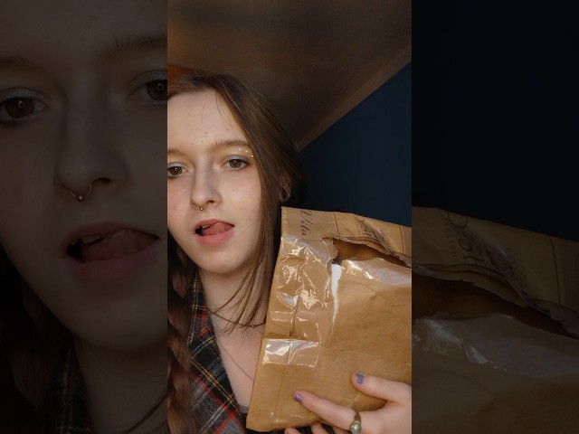 unboxing vintage depop shirt