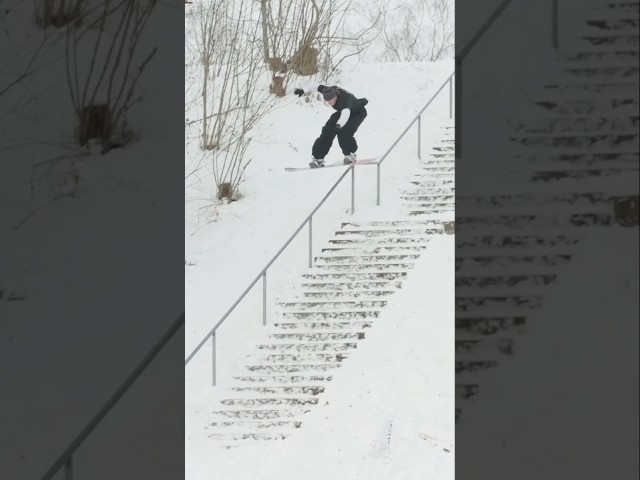 Austin Vizz for “GLOW” our latest team video. Now streaming on our YouTube channel. #snowboarding