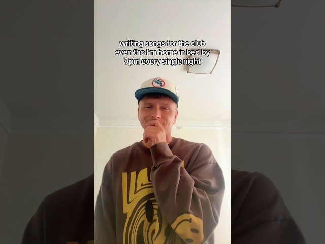 been writing again lately ✍️ beat by markmywords 🃏