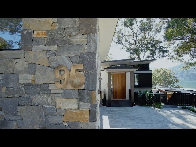 'RISE' - Pretty Beach house