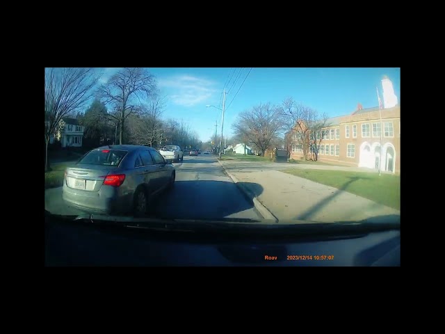 Another dumb bastard on the road...👿