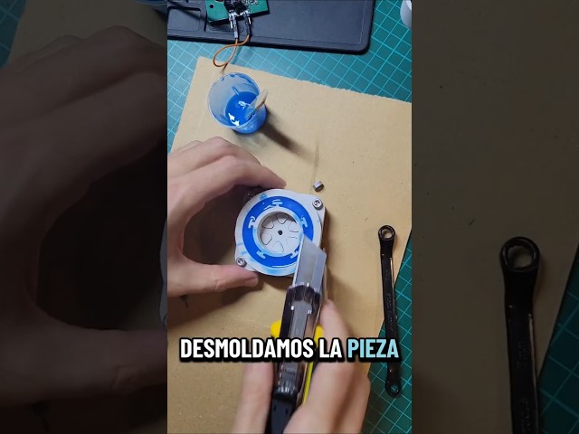 🍑 Minisumo V2: Wheel Problems! 🍑 We'll improve it for the next one! #3dprinting #stm32