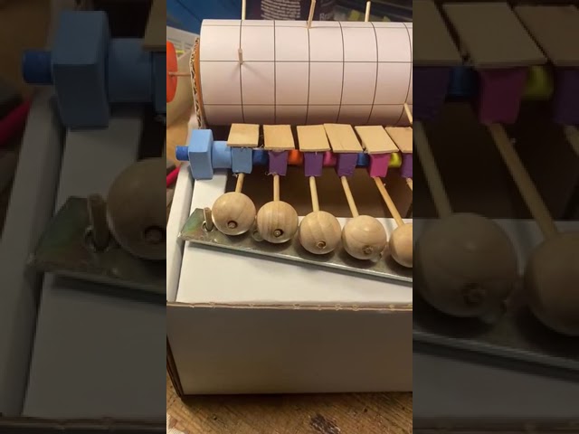Tamburo Leonardo 1 - Modern Automata Museum