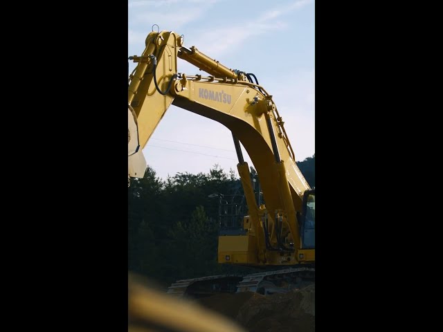 Komatsu PC900LC-11 | Built to keep material moving