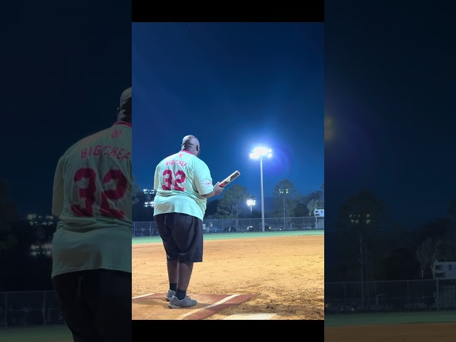 Ball does what it wants! # #bigchefsoftball #batreview #slowpitchsoftball #softball