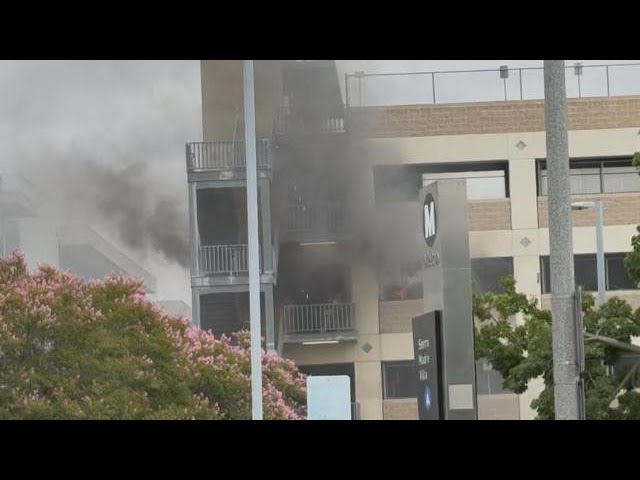 Police search for Suspect who set multiple fires in Pasadena California. COMMERCIAL FIRE PRE ARRIVAL