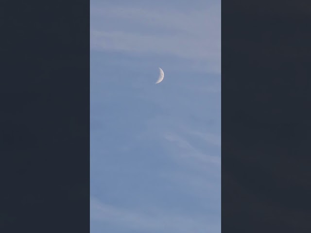 Moon 🌙  with Samsung S25 Zooming