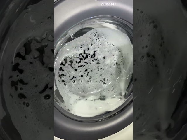 Hotpoint WMUD - 230rpm spin wash!! 😍