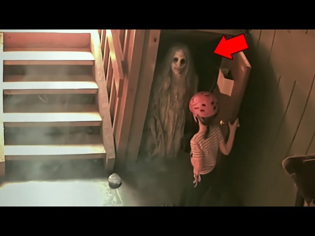 Scary Videos That Caught Strangers Terrified