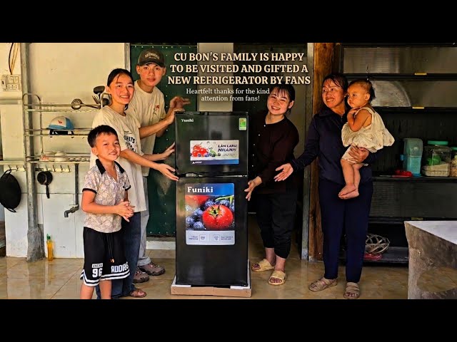 A surprise visit from Phan, who gifted a new refrigerator to Cu Bon's family.