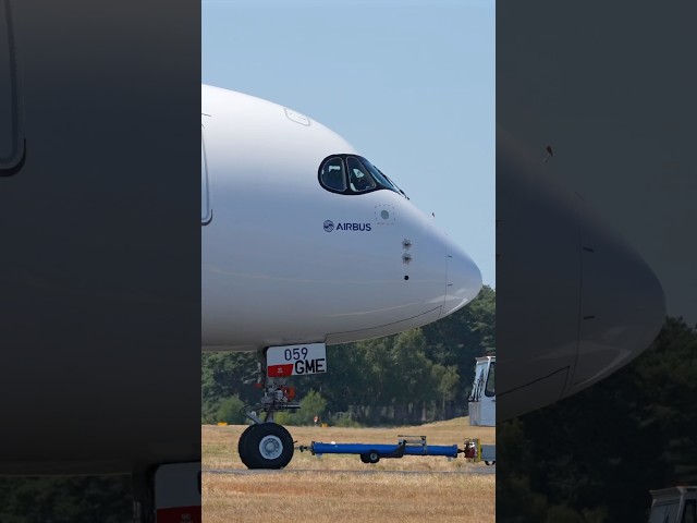 Super Close Up With The A350-1000 Demonstrator 🤩
