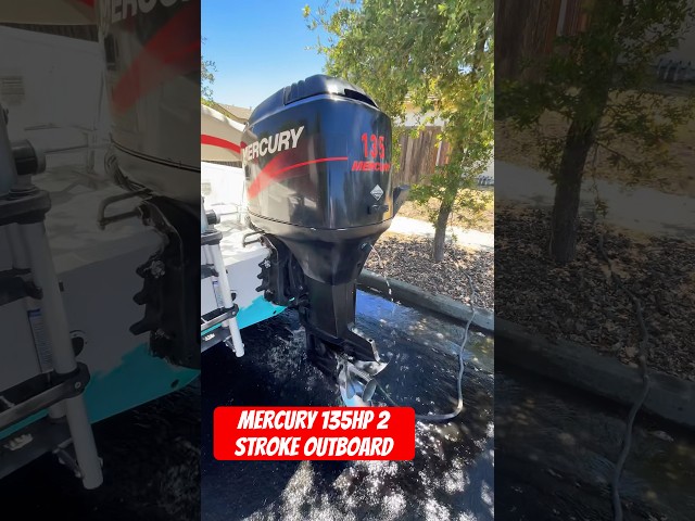 Testing my Mercury 135hp 2 stroke outboard on a Mako 17ft Center Console Boat