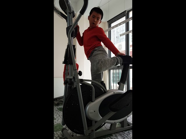 Nguyên Anh, Kỳ Anh tập gym(4)