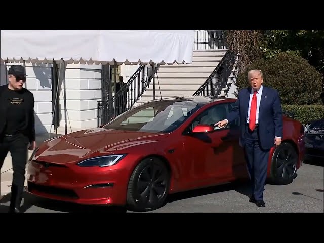 🔥 Trump Buys Tesla Cybertruck! Amazing Conversation with Musk Reveals White House EV Plans