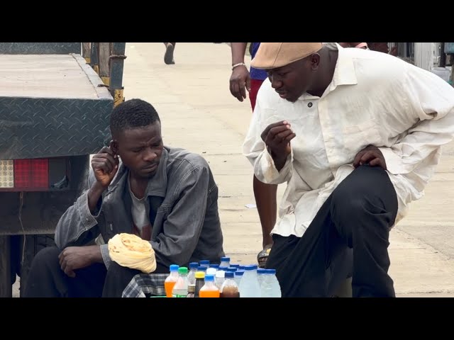 MAN ON DISGUISE SEARCHING FOR WHO HAS A GOOD HEART. #mrbeast #amsr #viral 