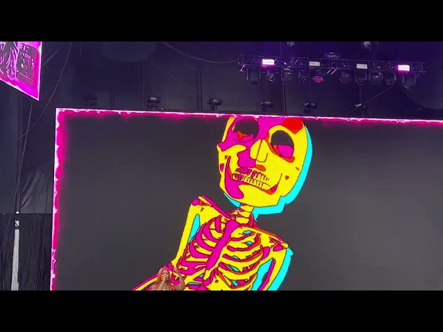 TiaCorine - Paris Hilton | Live at Rolling Loud Miami 07/23/23