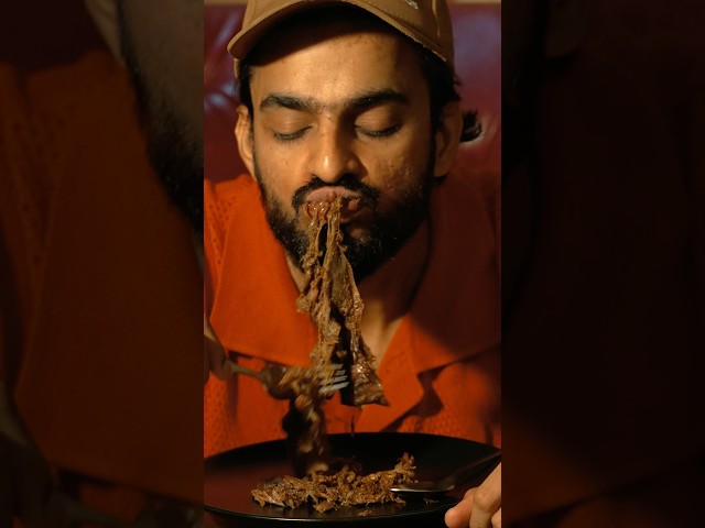 TAG YOUR GOSHT KHOR FRIEND 🥩😂