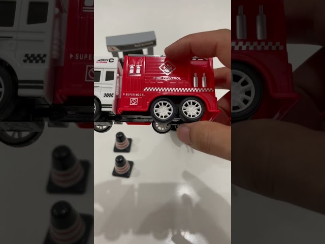 [ASMR Unboxing] Mini Gas Station Diorama – Realistic RC Setup in Action | Pure RC Sounds