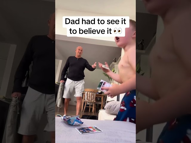 He found his first ever autographed card 🥹🥹🥹