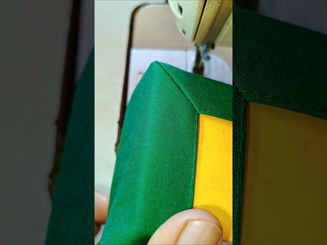 DIY How to Sew Corners for a Cover #sewing #diy #sewingtips #sewingtutorial