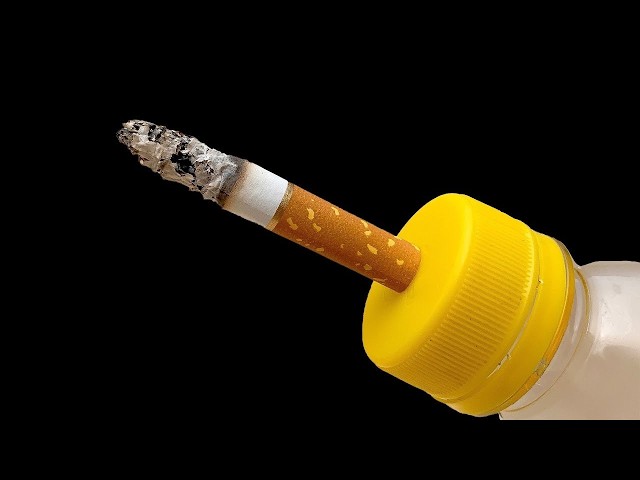 An invention that astonishes the whole world! Put a Cigarette into Plastic Bottle!and see what happe