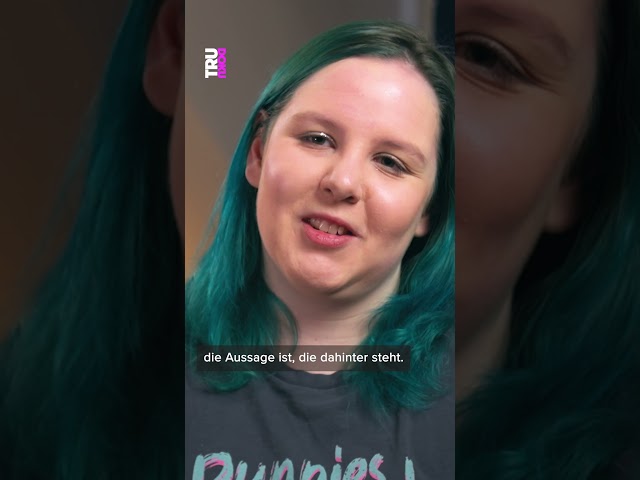 Julia lernt ihre Asexualität kennen #shorts #asexualität #trudoku #zdf