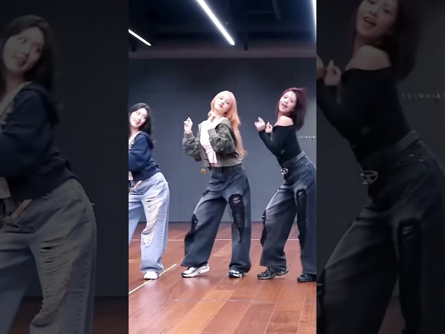IVE 'ATTITUDE' Dance Practice Mirrored