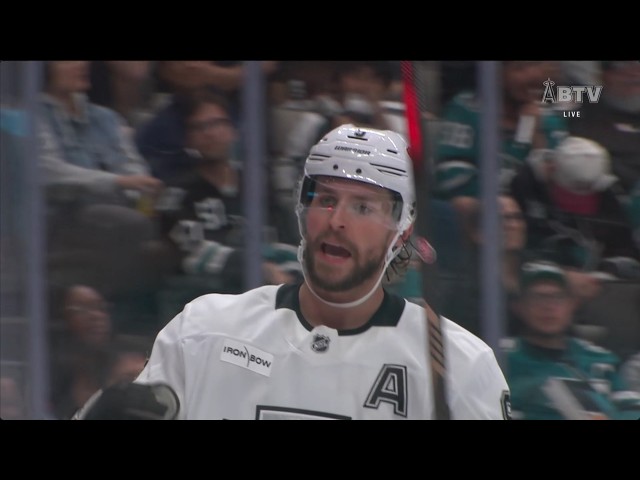 Adrian Kempe buries the one-timer from the right circle for a power play goal.