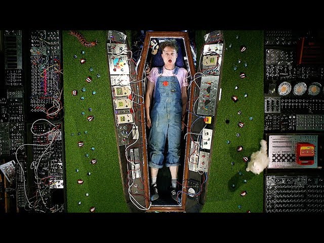 Look Mum No Computer - Groundhog Day (Official Music Video)