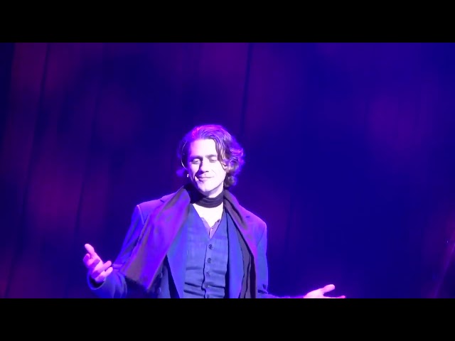 Aaron Tveit Moulin Rouge Slime tutorial
