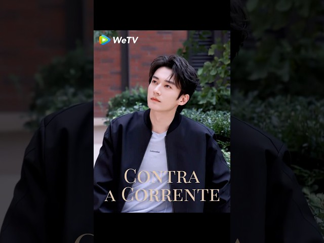 Lin Jinqi caminha sem pressa rumo ao horizonte, com aquela serenidade que o define. 🌌