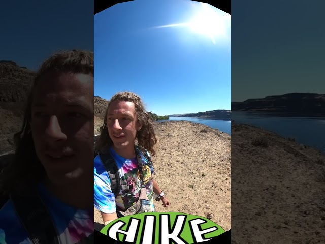 Rattlesnake Cove on the Columbia River at the Gorge Amphitheater in Washington (Hike 360° VR Video)