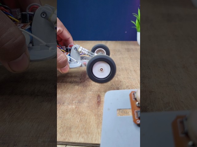 Self centered steering rc car project |  #shorts #ashwinprojects #rccar