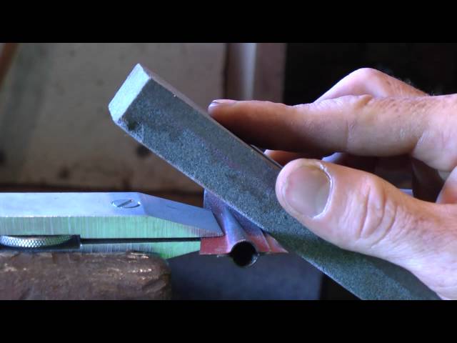 How to sharpen a broadhead (single bevel)