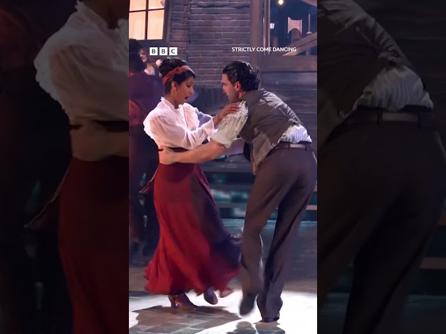 It wouldn't be a proper East End routine without Balvinder, would it Julian? 🤪