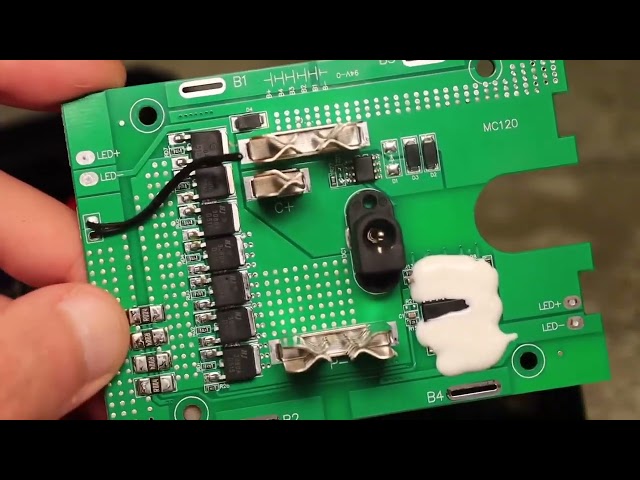 Awesome Battery Kit Packs for 18V Power Tools