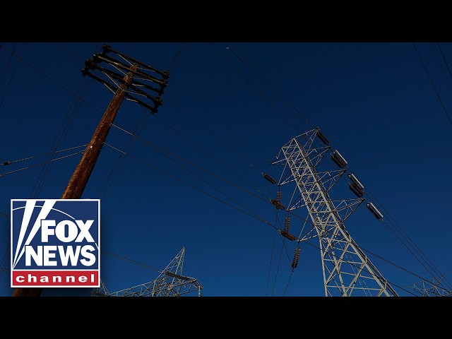 Expert issues CHILLING warning on vulnerable US power grid
