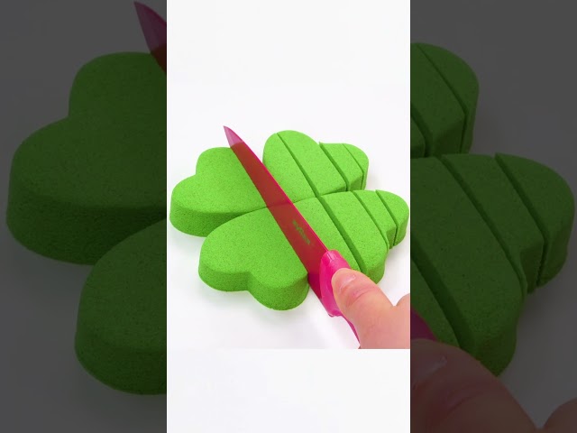 ASMR Slicing Four Leaf Clover #KineticSand #Shorts