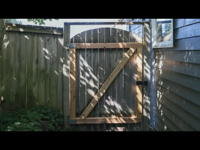 How To Repair a Fence Gate Z-Frame