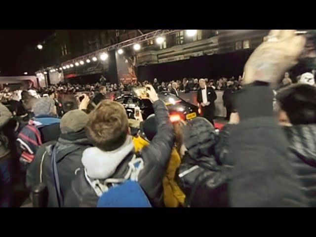 4K 3D 360°  VR  The Duke of Cambridge and Prince Harry arrive @ Star Wars The Last Royal Premiere