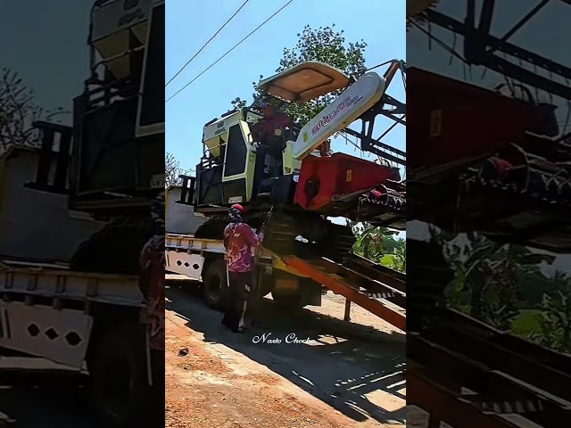 Kombi Bimo 102 Keluar dari Lahan Naik ke Mobil Truck Elf #shorts