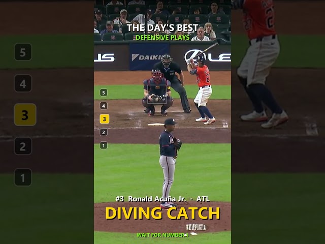 The Day's Best Defensive Plays in 2026 ⚾ #mlb #shorts